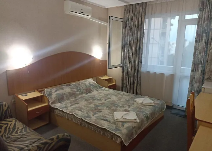 Krasi Szálloda Ravda